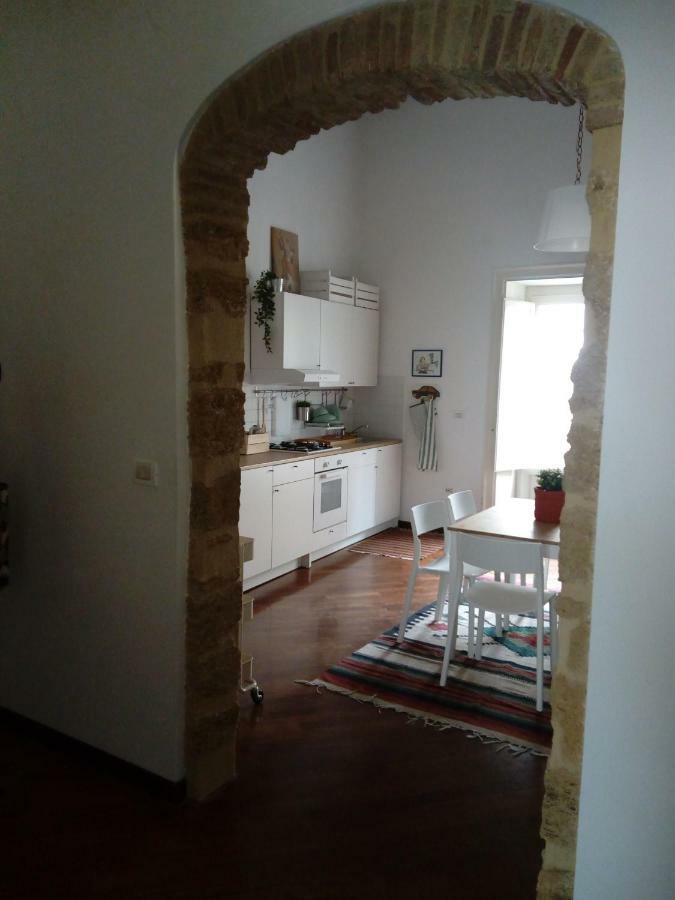 Casa Tea: Nel Cuore Del Centro Storico Παλέρμο Εξωτερικό φωτογραφία