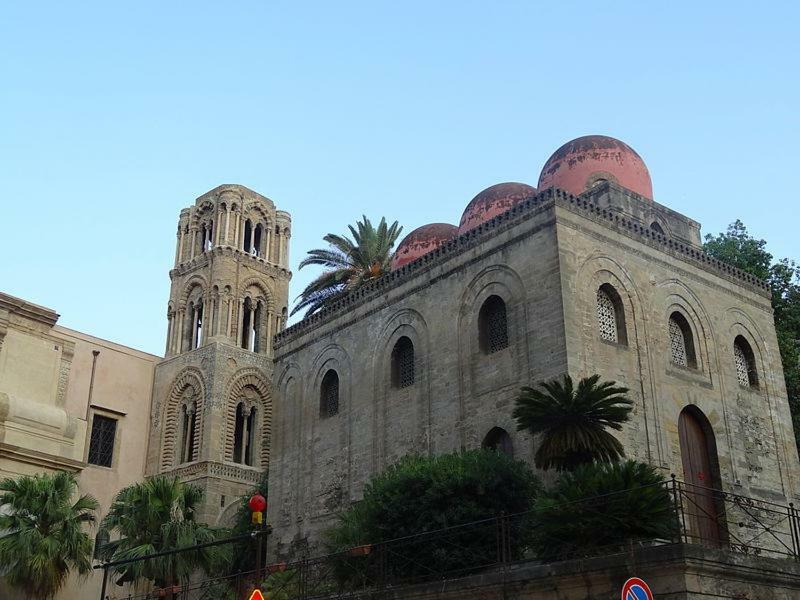 Casa Tea: Nel Cuore Del Centro Storico Παλέρμο Εξωτερικό φωτογραφία